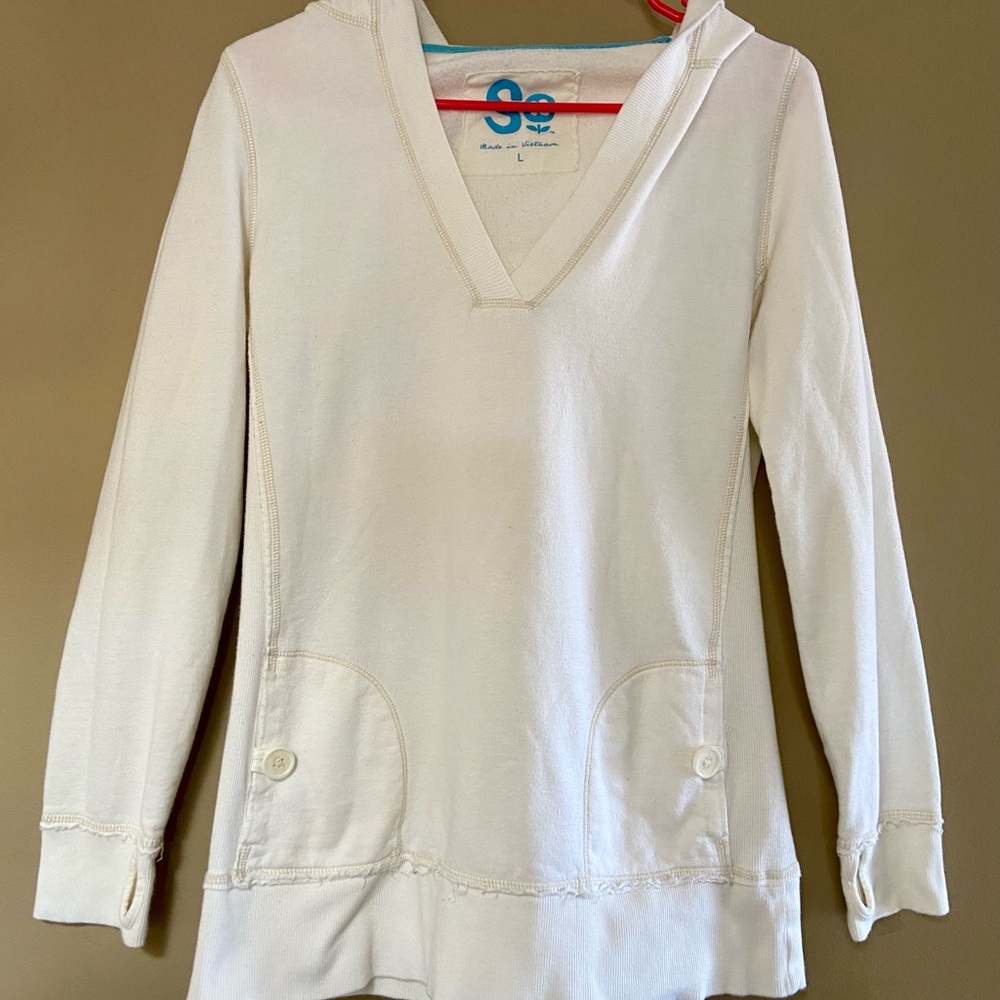 Woman’s sweatshirt